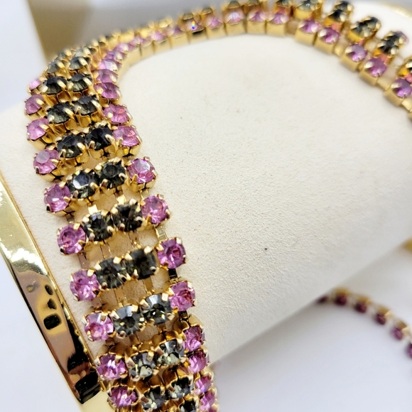 Stunning Vintage Rhinestone Choker Necklace • Hook Clasp • Pink & Gray - Picture 4 of 6